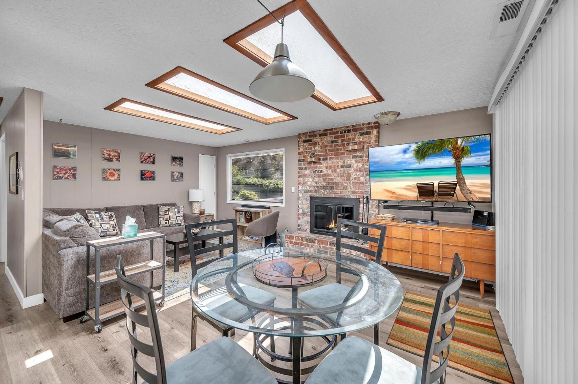 Shore Beats Work Lincoln City Extérieur photo